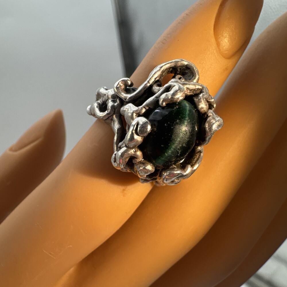 Vintage Brutalist Malachite Sterling Silver Ring Size. 10.91g - Sz 5.5
